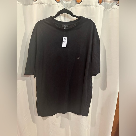 Express Other - NWT Express Men’s linen T-shirt size XXL tall